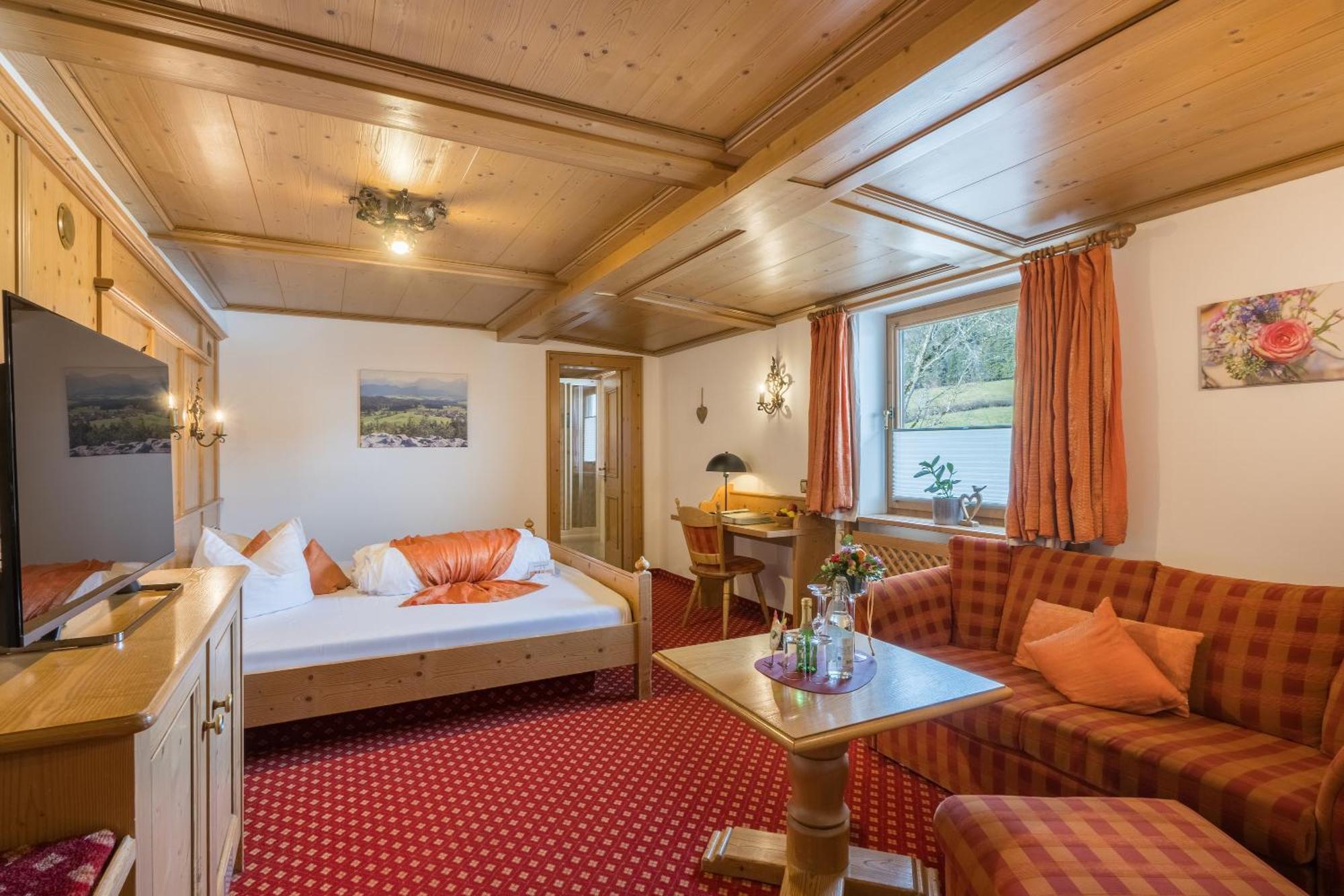Landhotel Gockelwirt Eisenberg  Exterior foto